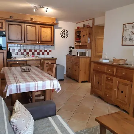 Апартаменты Avec Piscine Chauffee, Terrasse, Parkings Et 2 - Fr-1-733-126